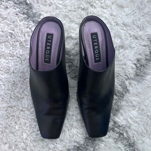 Uterque Black Heels